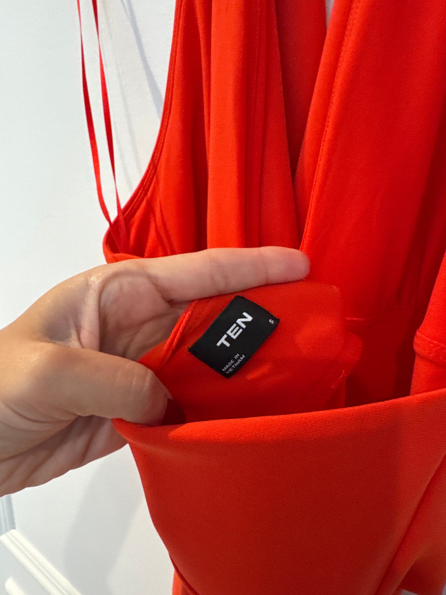 TEN By Aritzia Red Halter Dress, Size Small