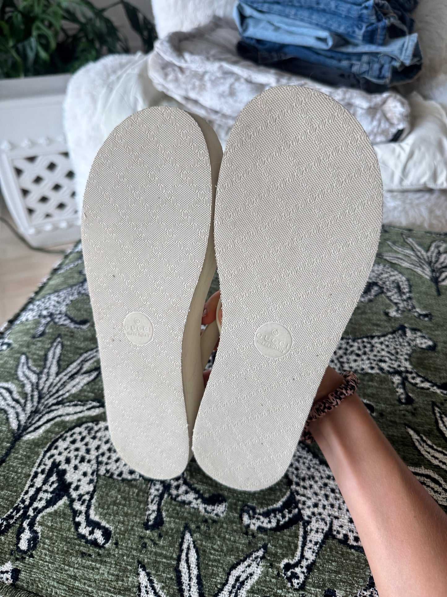 Gucci Pascar Platform Flip Flops, Size US8