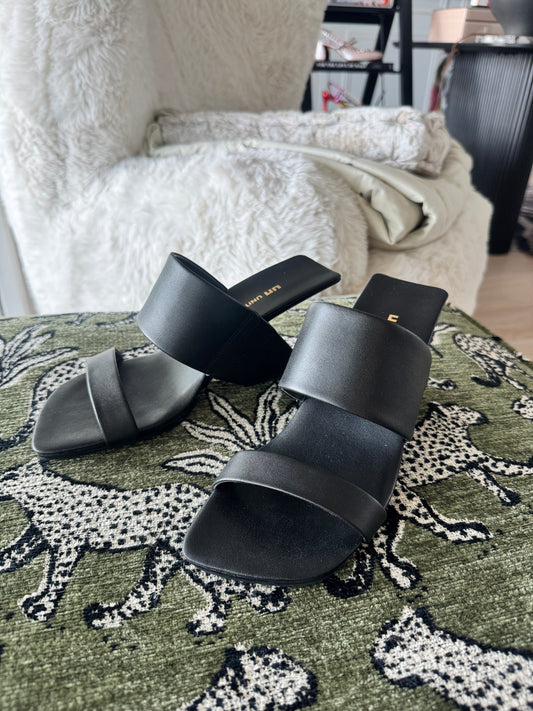 United Nude Loop Hi Sandals in Black, Size US8