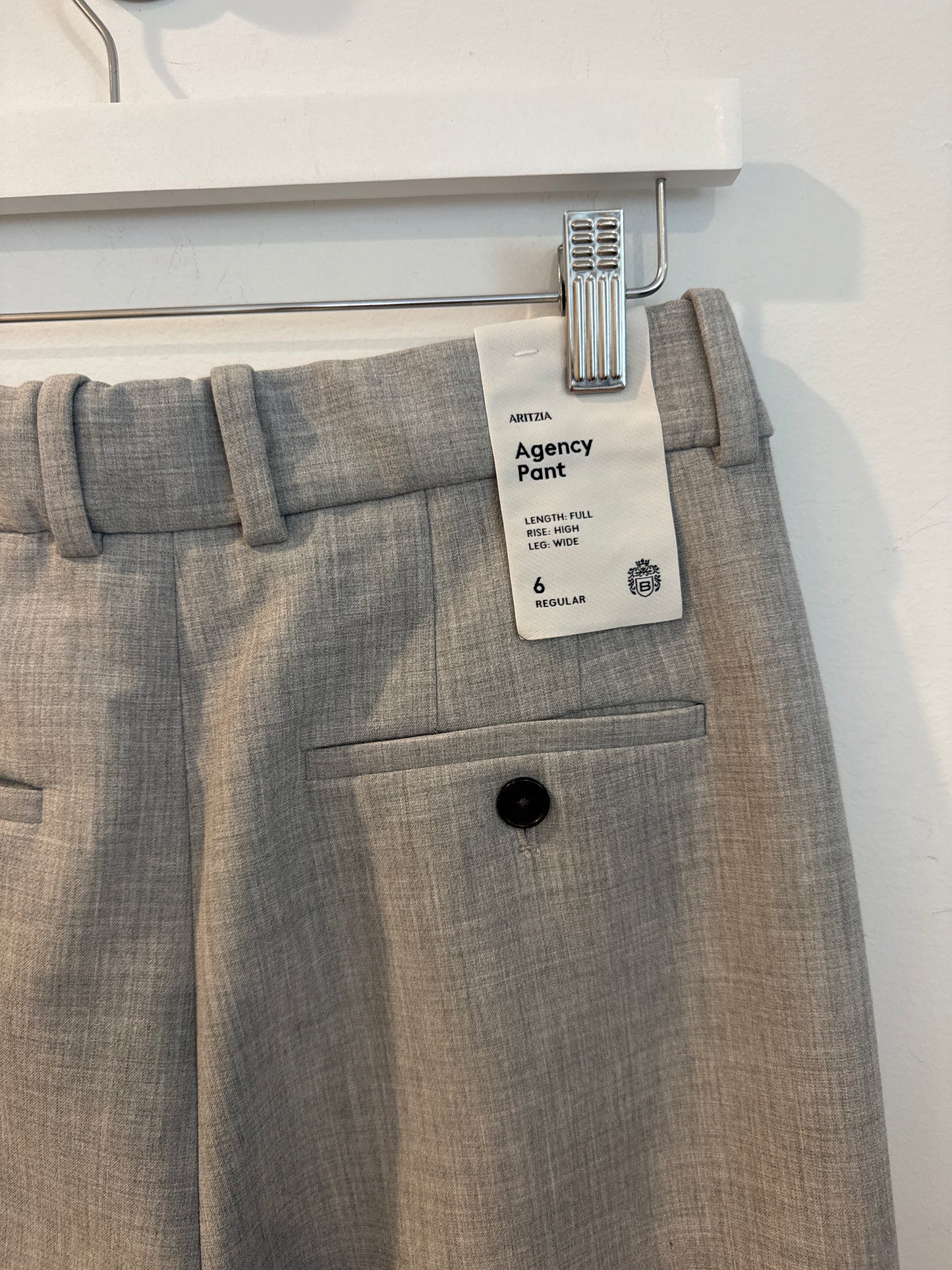 Aritzia Agency Pant, Light Grey, Size 6
