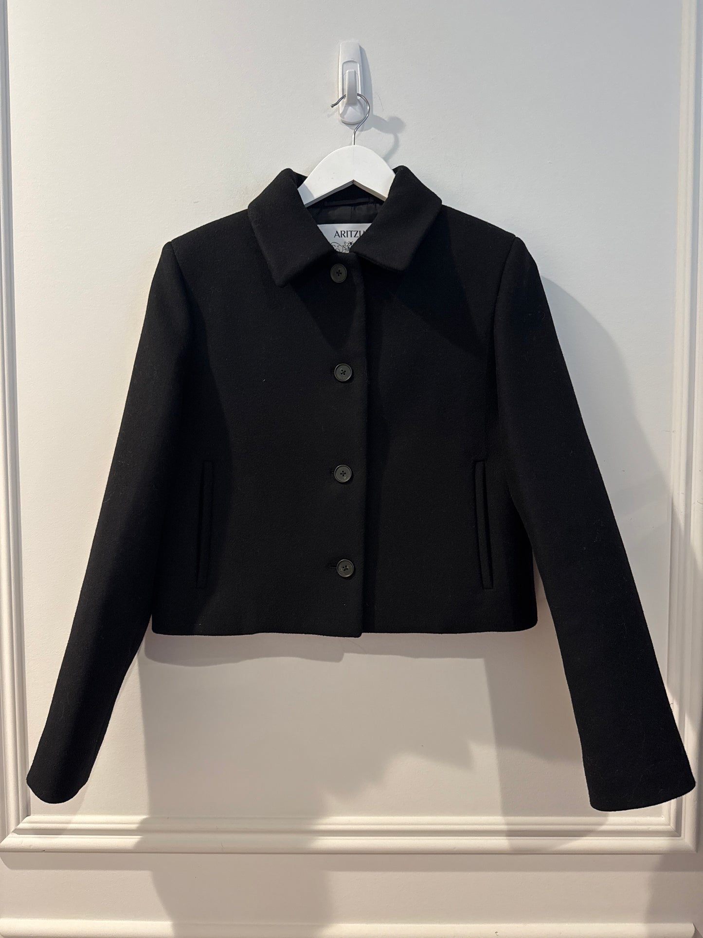 Aritzia “Dove Coat” Size Small
