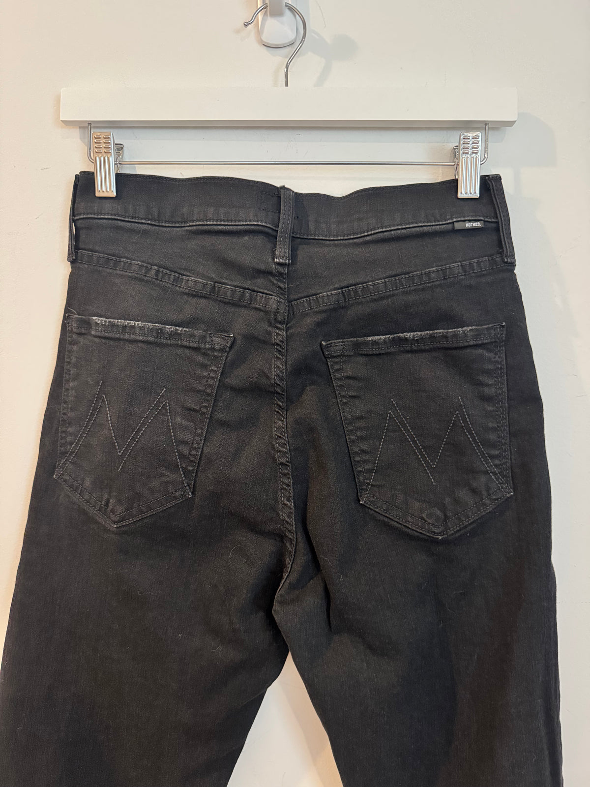 MOTHER High Waisted Rider Skimp Jeans, Black, Size 28 (runs small)