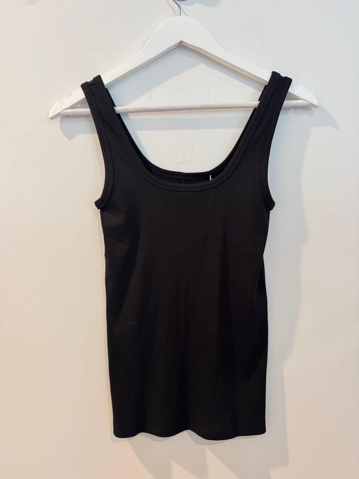 Everlane Tank Top Bundle, Black&Grey, Size Small