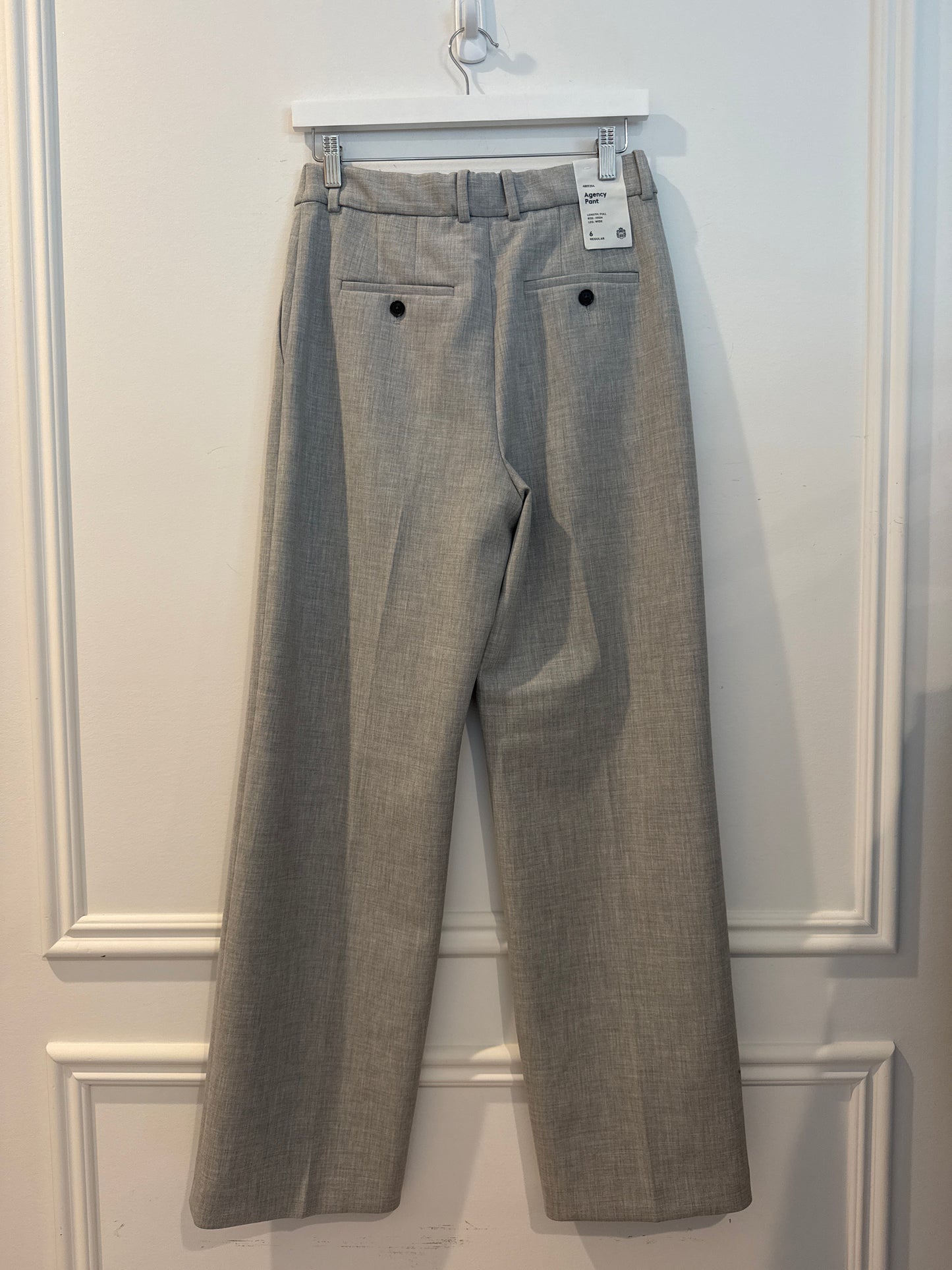 Aritzia Agency Pant, Light Grey, Size 6