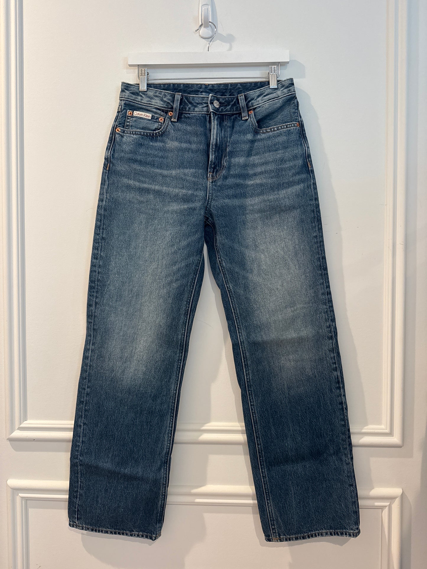 Calvin Klein Signature 90s Straight Jeans, Size 27