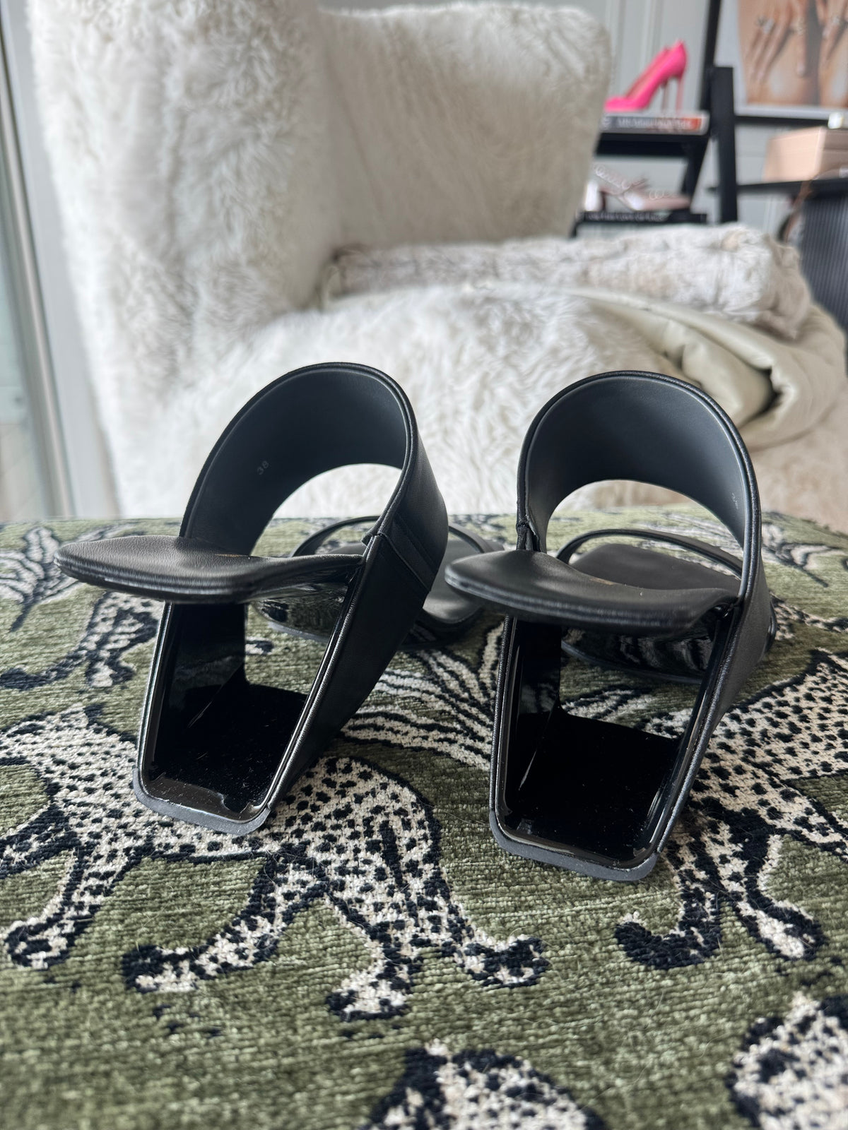 United Nude Loop Hi Sandals in Black, Size US8