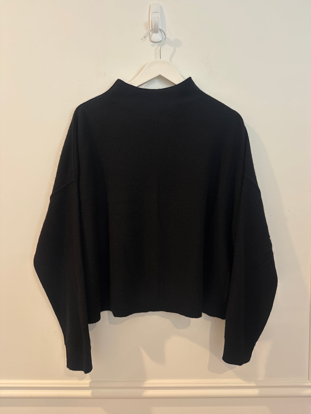 Pilcro 100% Cashmere Black Mock Neck Sweater, Size Small