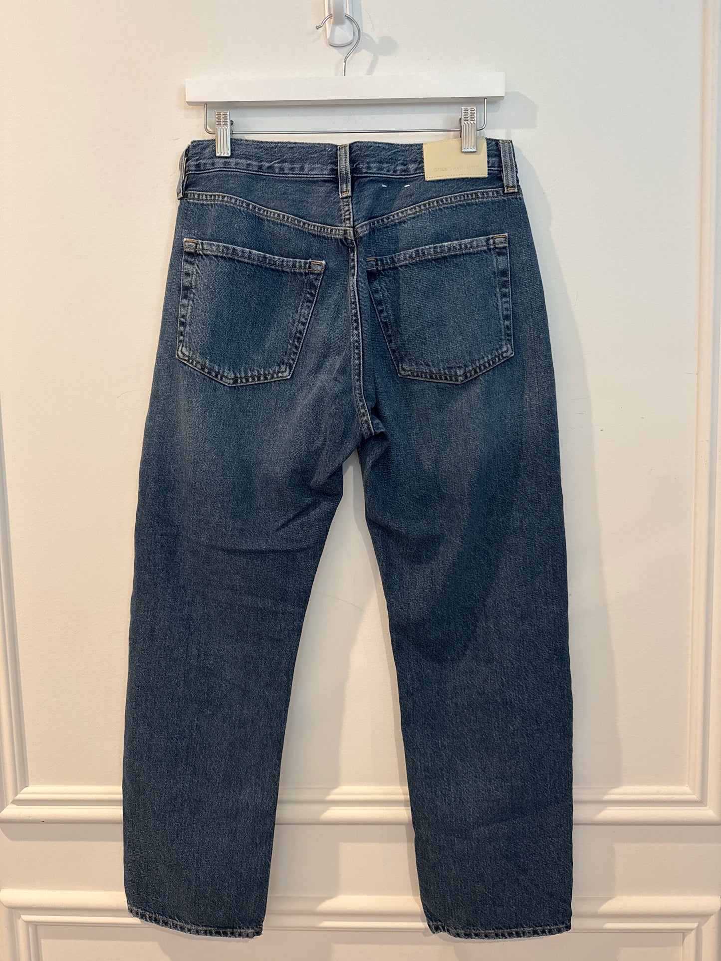 Citizens of Humanity “Winslow” Low Rise Boyfriend Jeans, Size 26