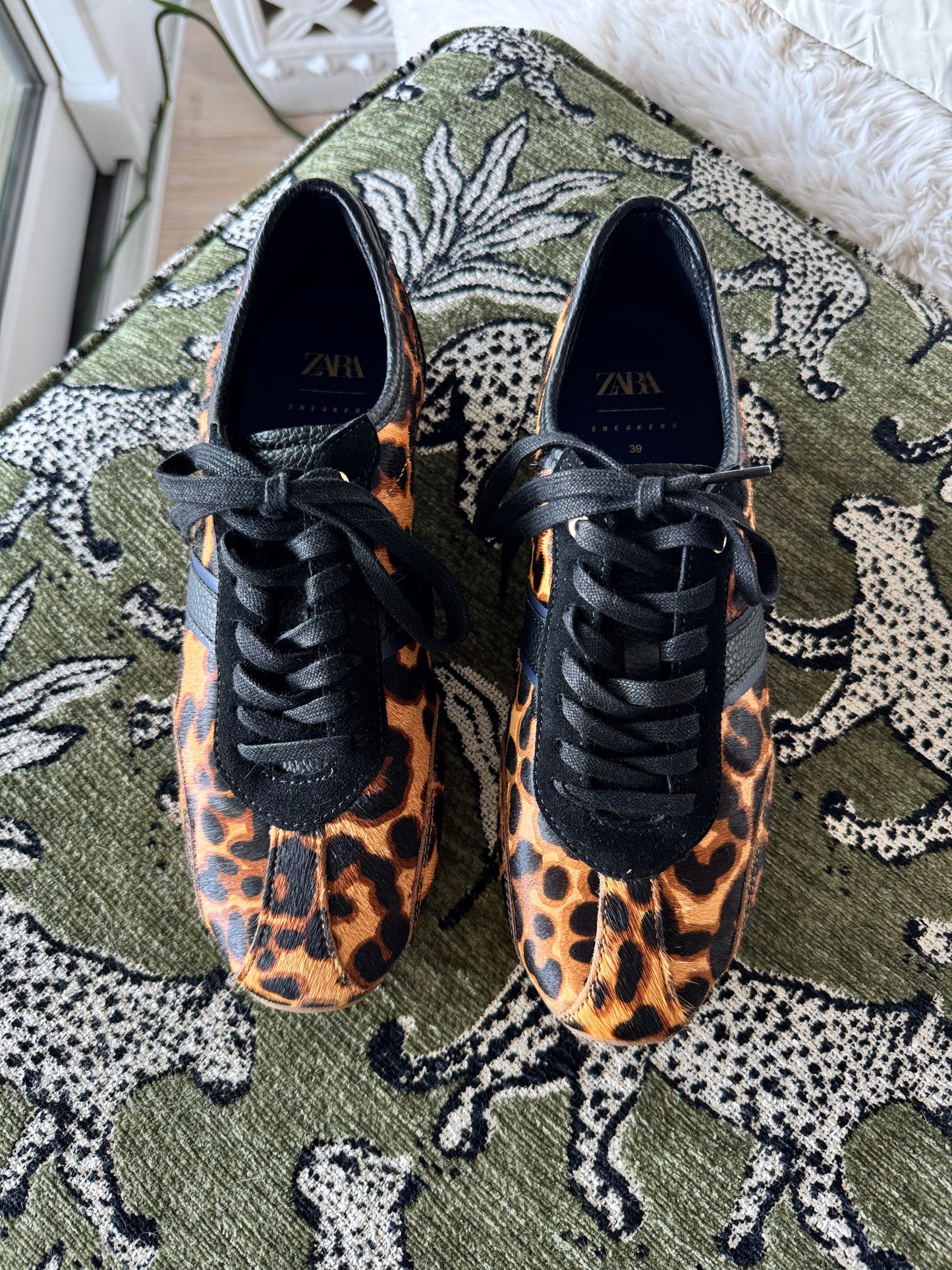 Zara Animal Print Leather Sneakers, Best Fits a Size US8