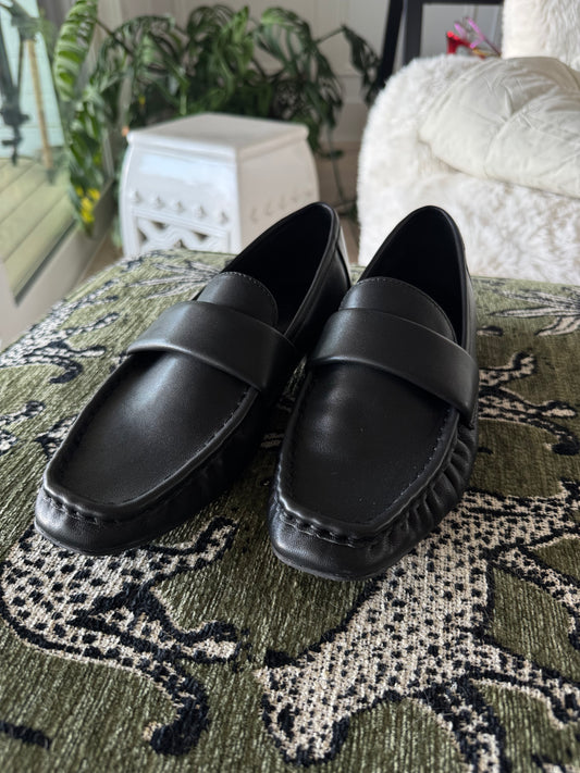 Splendid Black Loafers, Women’s Size US8