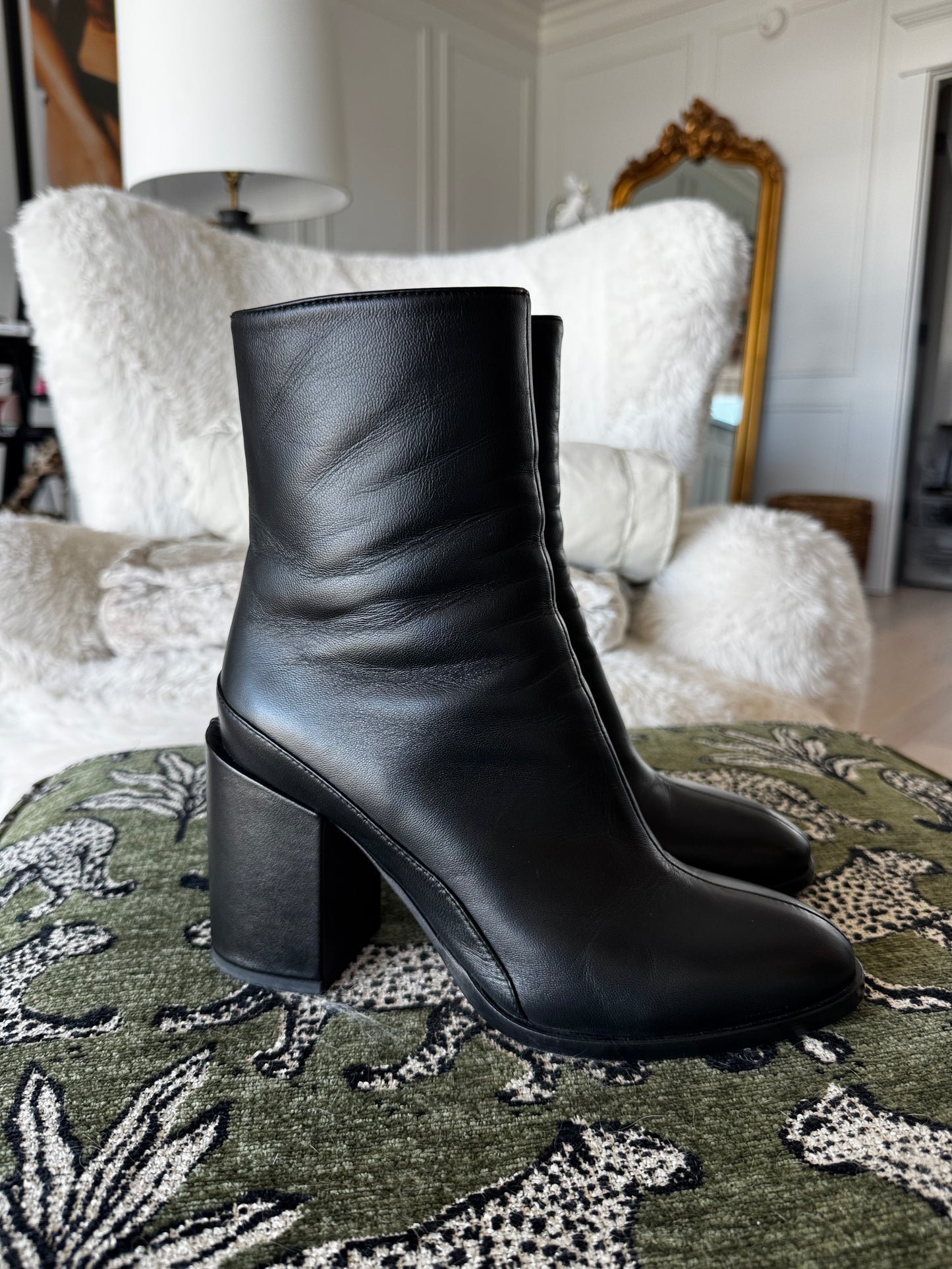 Dear Frances “Spirit Boot” in Black, Size Women’s US8