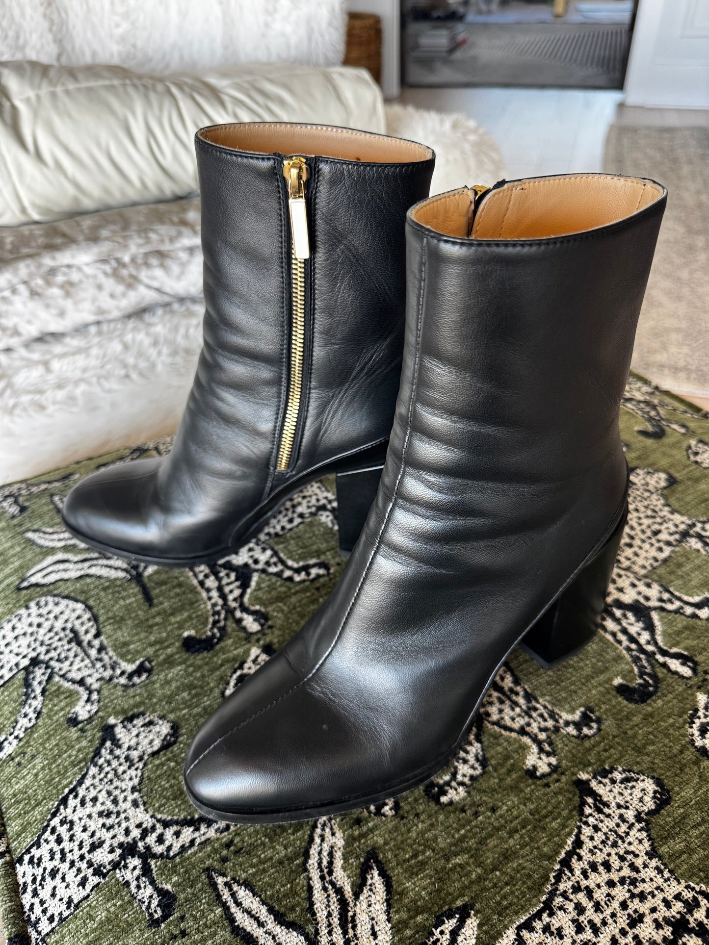 Dear Frances “Spirit Boot” in Black, Size Women’s US8